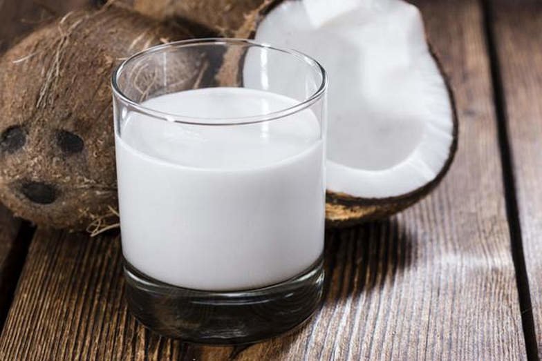 Молоко кокоса против выпадения волос