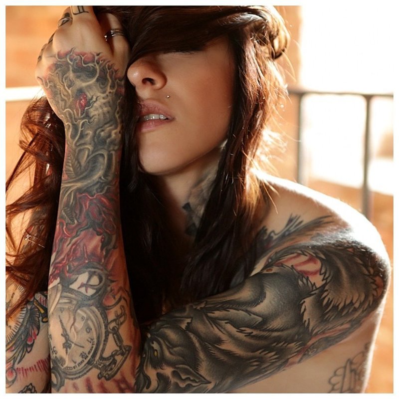 Vintage tattoo girl piercing