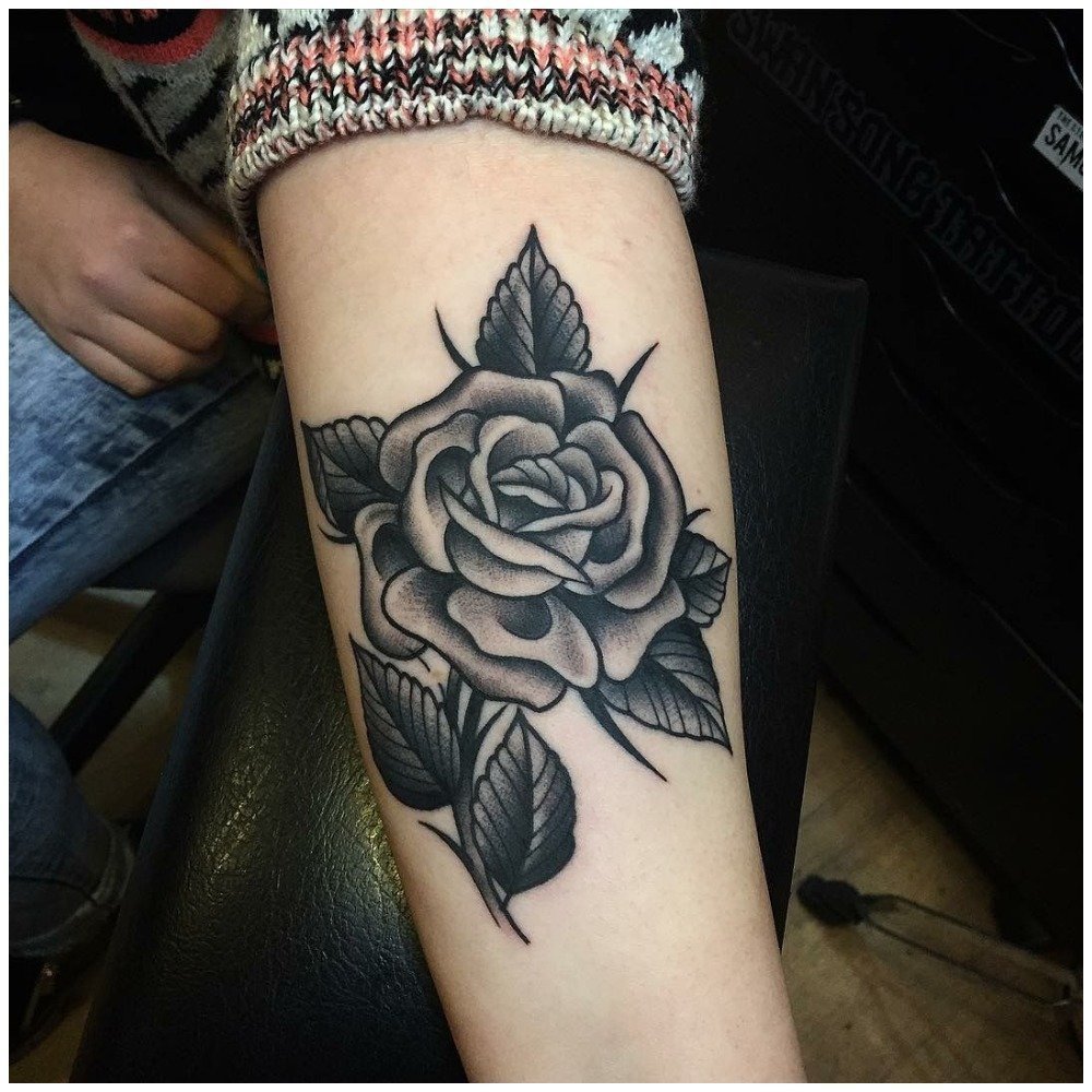 Rose tattoo blvck Vermont Academy
