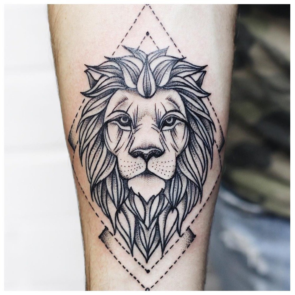 Модные техники для тату льва.