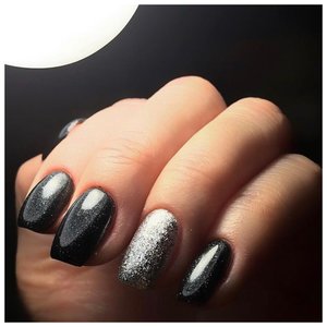 Черные блестящие ногти