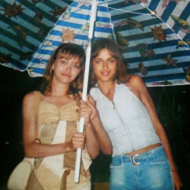 Ирина Шейк с сестрой