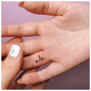 Кардиограмма - идея для тату на пальце