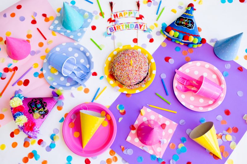 Организовать сюрприз на день рождения маме и Идеи для сюрпризов для близких и любимых в день рождения
