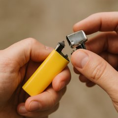 Примета: сломать зажигалку d0bfd180d0b8d0bcd0b5d182d0b0-d181d0bbd0bed0bcd0b0d182d18c-d0b7d0b0d0b6d0b8d0b3d0b0d0bbd0bad183-cgpt-1760966460